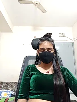 Snapshot of Tisha-01 chatting on February 4, 2026, 3:07 pm Tisha-01 online show from February 4, 2026, 3:07 pm