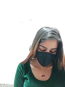 Snapshot of Tisha-01 chatting on February 7, 2026, 3:32 am Tisha-01 online show from February 7, 2026, 3:32 am