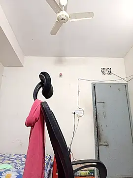 Snapshot of Tisha-01 chatting on February 23, 2026, 4:04 pm Tisha-01 online show from February 23, 2026, 4:04 pm