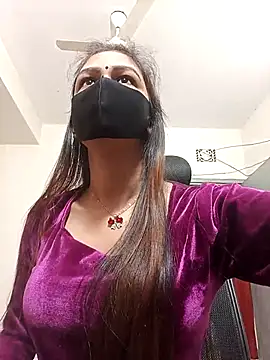 Snapshot of Tisha-01 chatting on February 26, 2026, 2:21 am Tisha-01 online show from February 26, 2026, 2:21 am