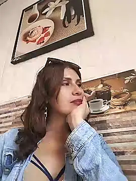 Alysson-- online show from January 14, 2025, 3:57 pm