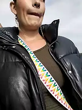 Alysson-- online show from January 18, 2025, 1:18 pm