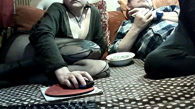 Snapshot of AlanaLaDream chatting on June 10, 2026, 6:07 pm AlanaLaDream online show from June 10, 2026, 6:07 pm