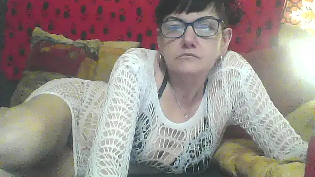 Snapshot of AlanaLaDream chatting on July 17, 2026, 1:51 pm AlanaLaDream online show from July 17, 2026, 1:51 pm