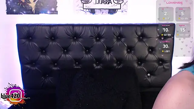 Skyler  blue4 online show from November 5, 2025, 10:32 pm