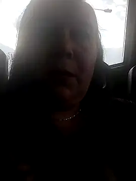 sara pineros online show from December 6, 2024, 9:35 pm