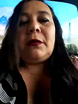 sara pineros online show from December 21, 2024, 8:54 pm