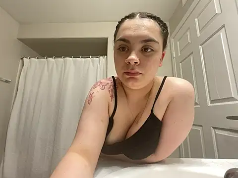 Snapshot of jasmine2badd chatting on March 20, 2025, 6:19 am jasmine2badd online show from March 20, 2025, 6:19 am