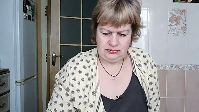 Ettie Tonia online show from February 15, 2025, 6:23 am