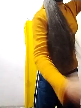 Cute-Ridhima online show from February 18, 2026, 4:41 am