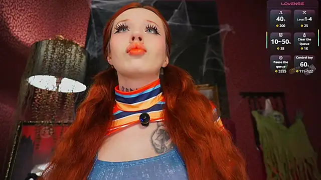 poisonivy  online show from October 29, 2025, 5:42 am