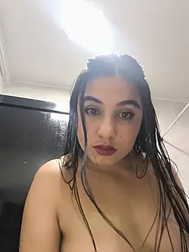 gigilovedback online show from July 7, 2026, 10:14 pm