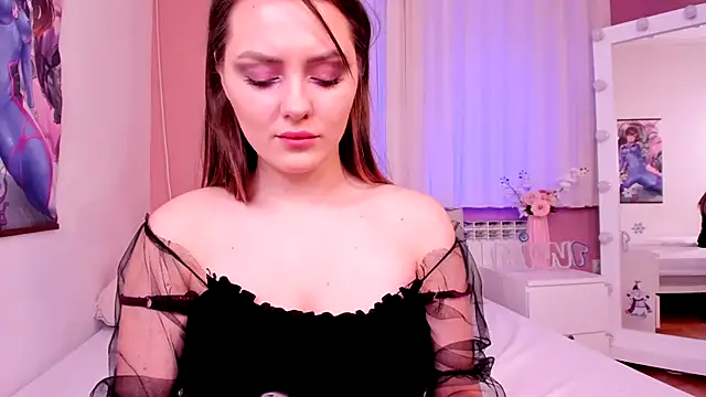 Tender Amber online show from January 30, 2025, 7:18 am