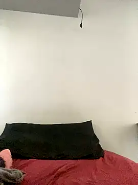 magalunabb online show from December 19, 2025, 7:43 pm