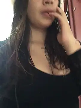 Snapshot of Miss_oliviaa chatting on December 18, 2024, 2:38 pm Miss oliviaa online show from December 18, 2024, 2:38 pm
