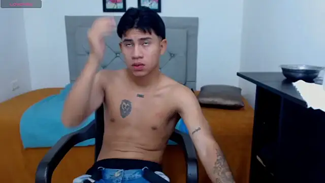 logannth online show from October 16, 2025, 8:43 pm