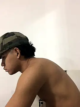 logannth online show from November 13, 2025, 3:05 am