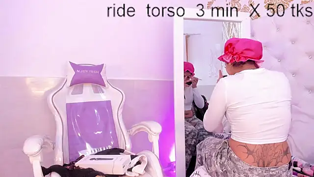 emaa lambert online show from April 18, 2026, 11:36 am