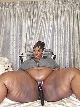 ThickianaRider online show from November 13, 2025, 3:27 am