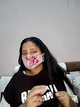 bigtitsqueen online show from November 15, 2025, 4:54 am