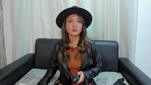 Snapshot of Afrodita_Shalom chatting on January 4, 2025, 11:54 am Afrodita Shalom online show from January 4, 2025, 11:54 am