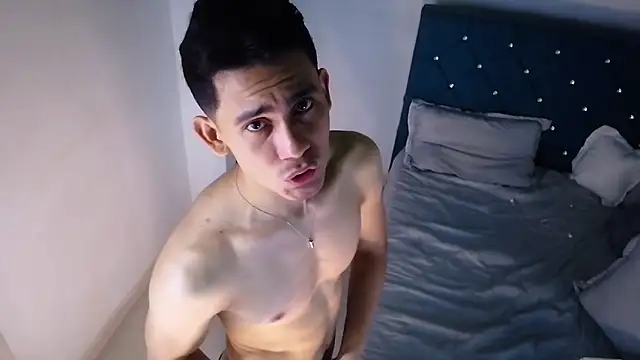 alexispaez457062 online show from November 1, 2025, 12:45 am