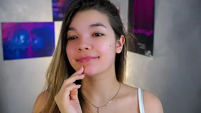 VeronaAppleberry online show from February 19, 2026, 1:12 am