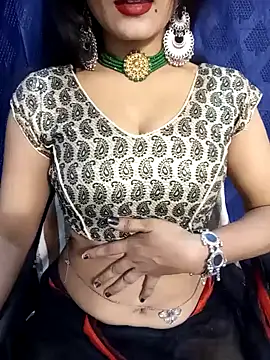 Stripy Doll online show from December 10, 2024, 2:39 pm