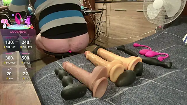 misteryman1956 online show from September 27, 2025, 3:44 am