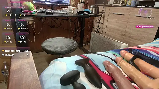 misteryman1956 online show from October 20, 2025, 7:31 am