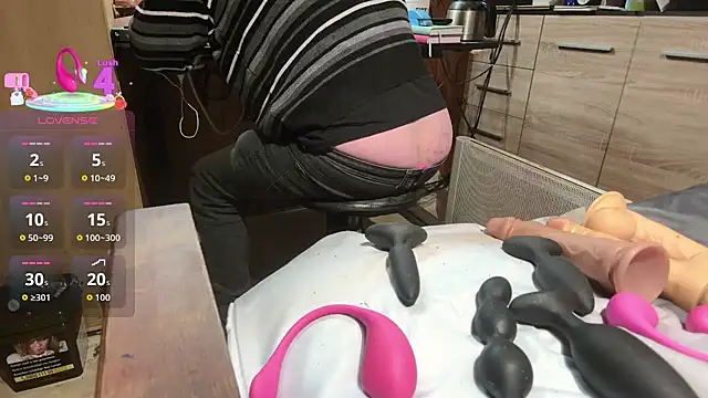 misteryman1956 online show from February 4, 2026, 6:58 pm