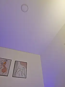 VictoriaEvaans  online show from January 8, 2025, 1:21 am