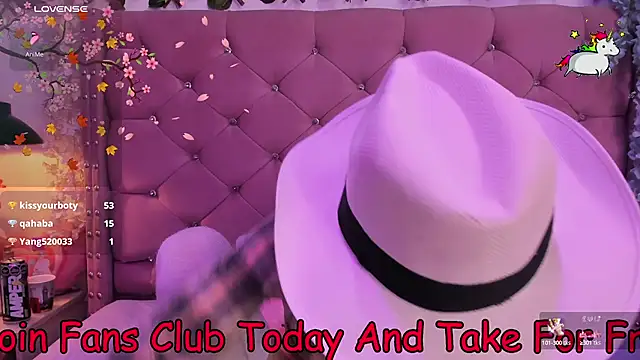 lauren evans96 online show from March 8, 2025, 10:22 am