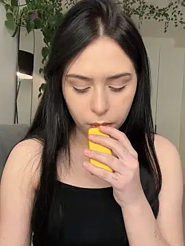  SweetCandyy online show from February 7, 2025, 8:53 pm