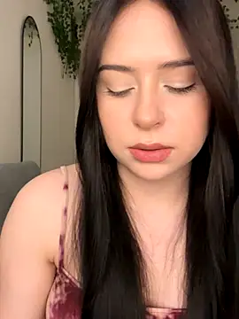  SweetCandyy online show from October 9, 2025, 7:12 pm