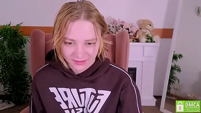 Snapshot of MirraBellanta chatting on February 21, 2026, 11:50 pm MirraBellanta online show from February 21, 2026, 11:50 pm