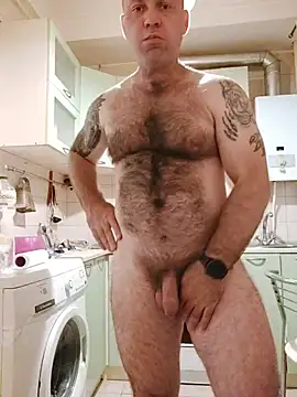 Snapshot of Crek666 chatting on June 27, 2026, 5:51 pm Crek666 online show from June 27, 2026, 5:51 pm