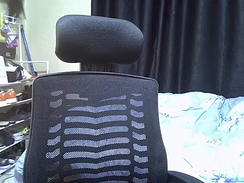 Horny-slut  online show from October 6, 2025, 12:08 am