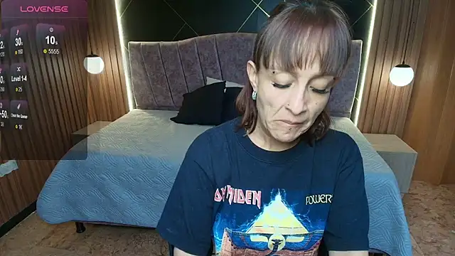 NatashaMason  online show from June 20, 2026, 8:11 pm