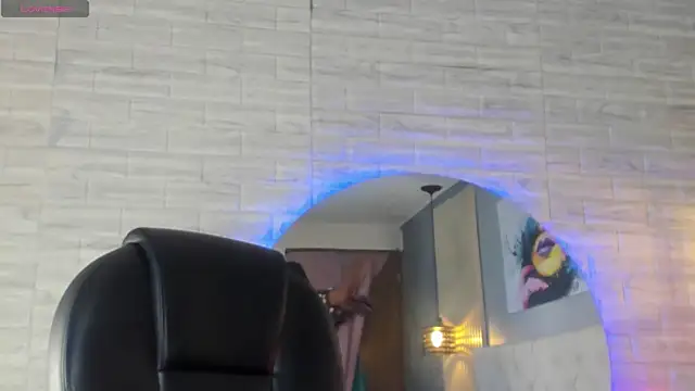 nicole  parker1 online show from January 16, 2025, 12:53 pm