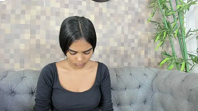 julieta aguilar1 online show from November 8, 2025, 7:45 pm