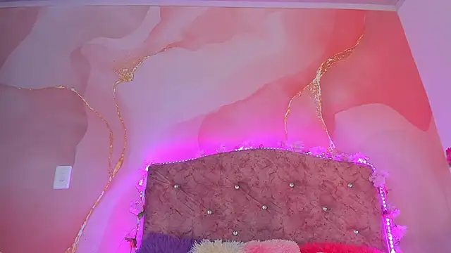 Bella  sweet online show from January 14, 2025, 6:38 pm