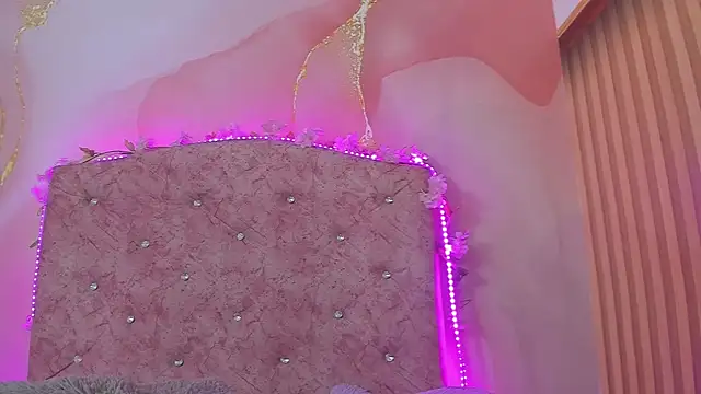 Bella  sweet online show from December 19, 2025, 10:44 am