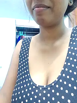 royaldoll-143 online show from January 21, 2025, 8:21 pm