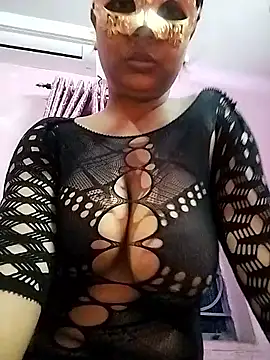 royaldoll-143 online show from October 27, 2025, 5:06 pm