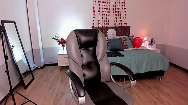 Nami sunny online show from February 14, 2025, 3:11 am