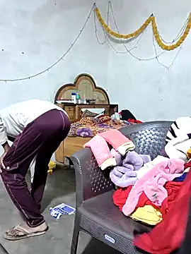 Lily Baby  online show from December 21, 2025, 6:20 am