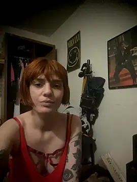 spacegirlll online show from September 21, 2025, 7:15 pm