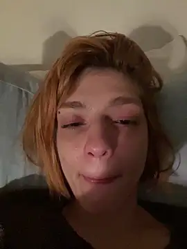 Snapshot of spacegirlll chatting on December 20, 2025, 3:13 am spacegirlll online show from December 20, 2025, 3:13 am