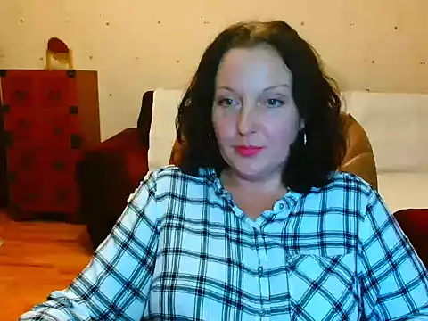 Snapshot of Alice3694 chatting on December 20, 2024, 4:14 pm Alice3694 online show from December 20, 2024, 4:14 pm